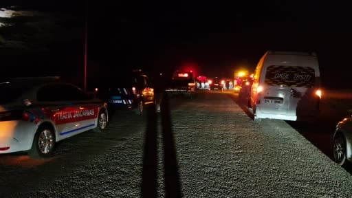 Karaman’da iki otomobil kafa kafaya çarpıştı: 2 ölü, 5 yaralı