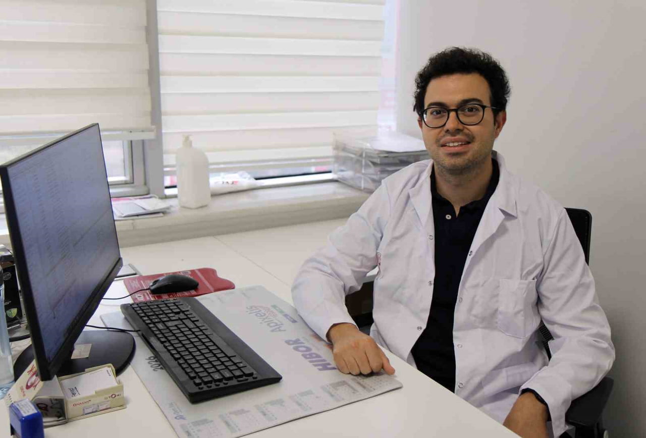 KARDİYOLOJİ UZMANI DR. YİĞİT DAVUTOĞLU