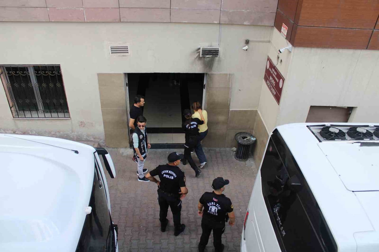 KAYSERİ'DE, 'ŞİRİNLER' OLARAK BİLİNEN YENİ NESİL SUÇ ÖRGÜTÜNE YÖNELİK DÜZENLENEN OPERASYONDA...