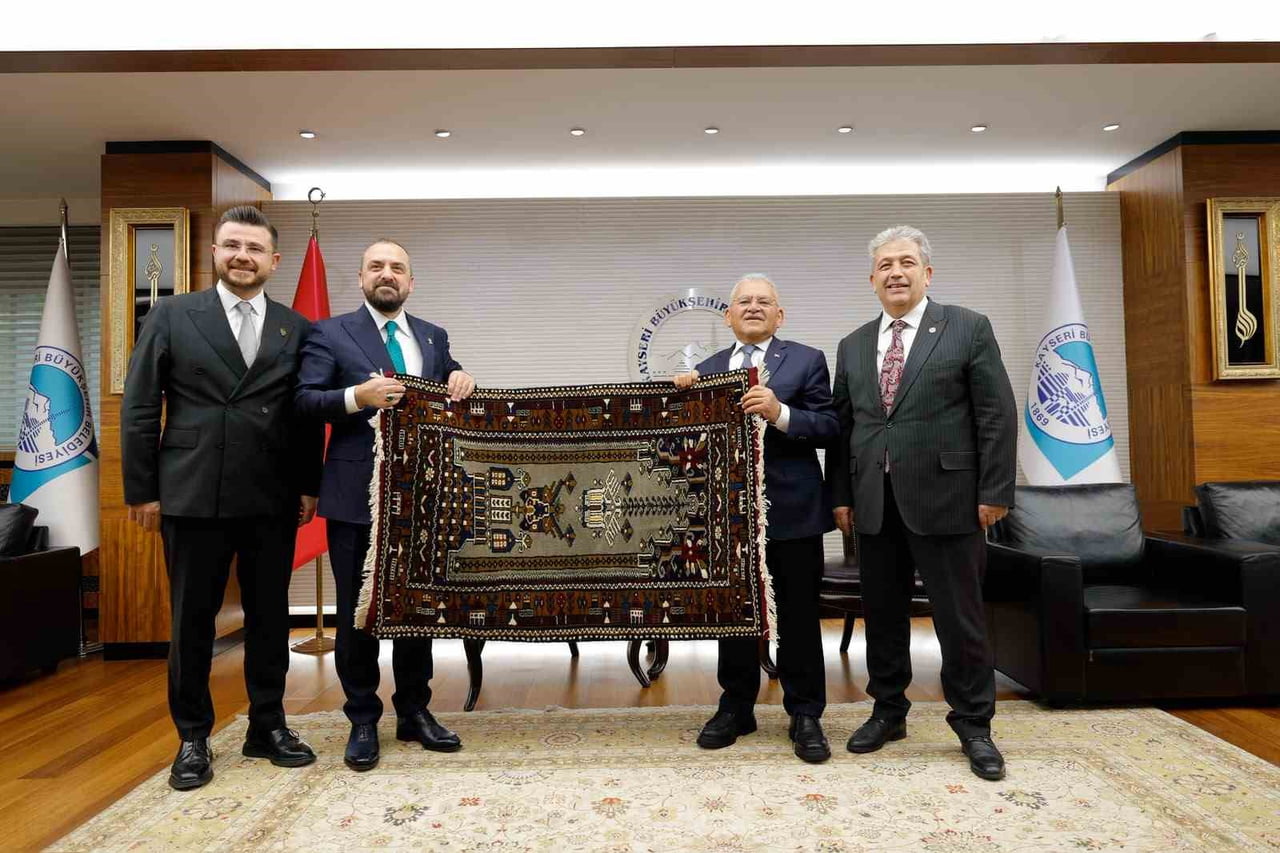 KAYSERİ BÜYÜKŞEHİR BELEDİYE BAŞKANI DR. MEMDUH BÜYÜKKILIÇ, TÜRKİYE YÜZYILI BULUŞMALARI KAPSAMINDA...