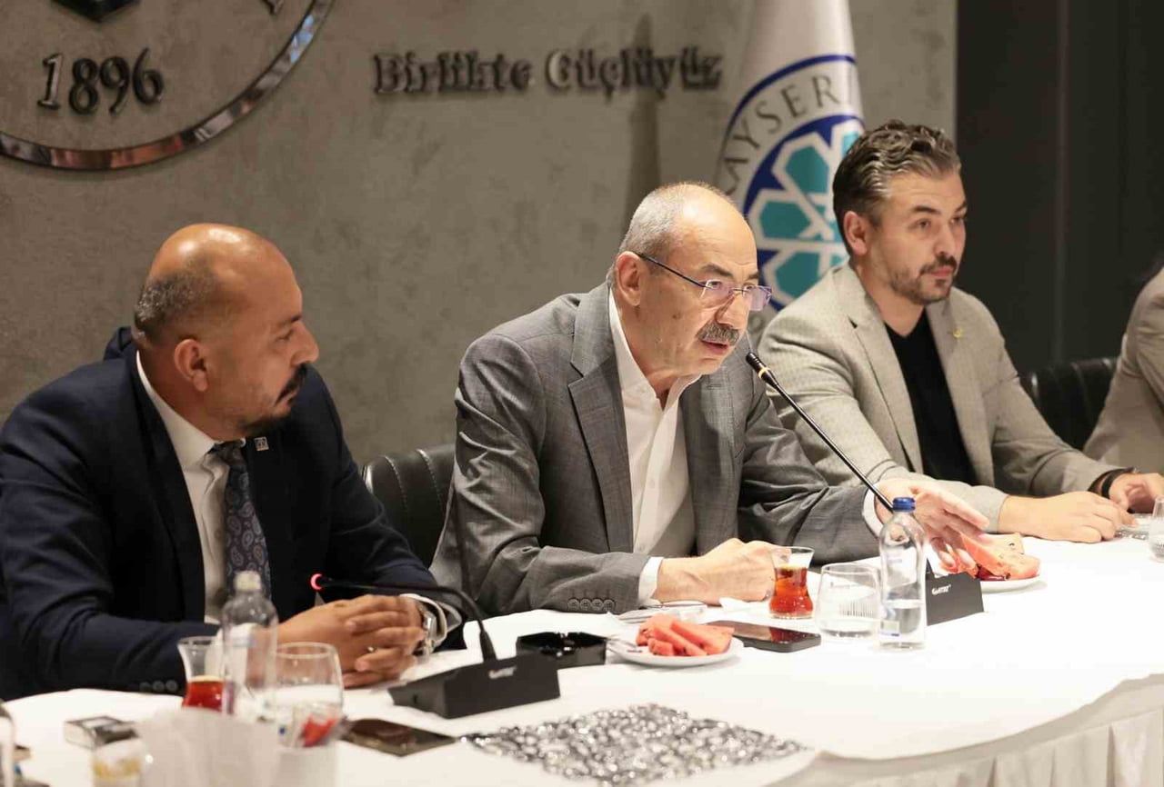 KAYSERİ TİCARET ODASI (KTO) BAŞKANI ÖMER GÜLSOY, YAKLAŞIK 30 BİN ÜYEYİ TEMSİL EDEN AKADEMİK ODALAR...