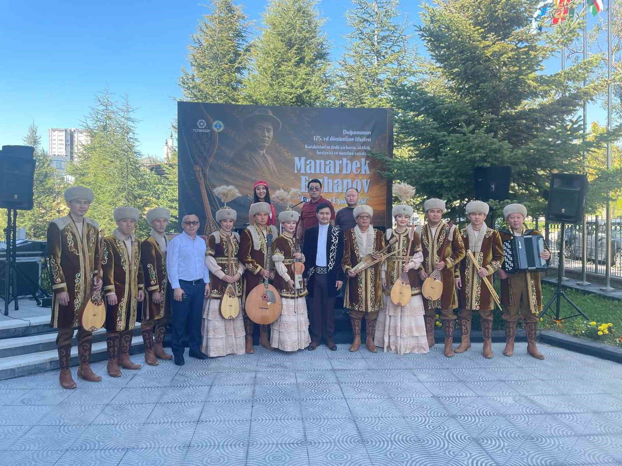 KAZAKİSTAN'IN ÜNLÜ SANATÇISI MANARBEK ERZHANOV DOĞUMUNUN 125. YILINDA ANKARA'DA ANILDI.