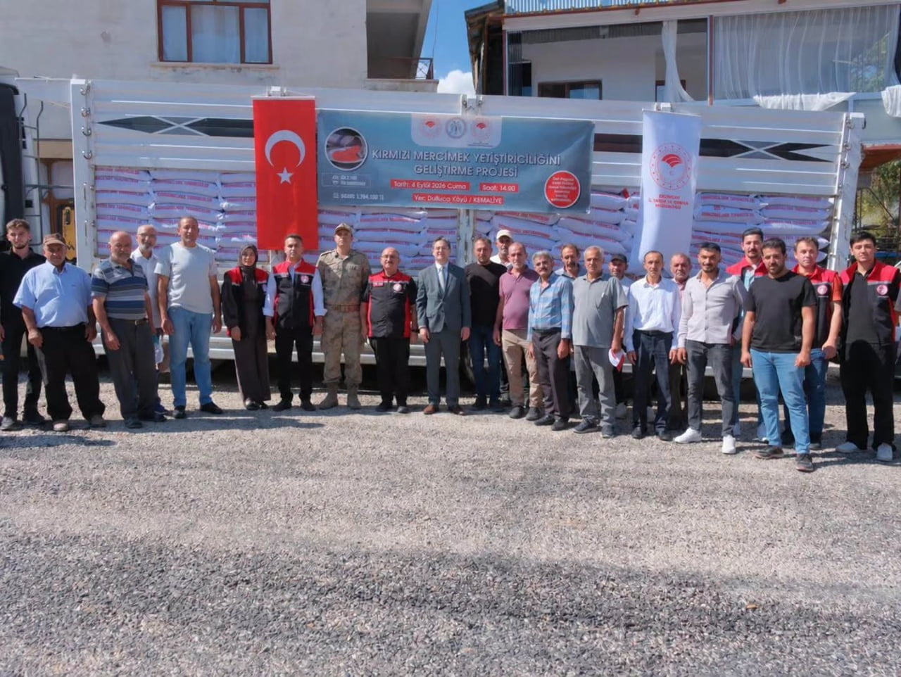 KEMALİYE’DE ÜRETİCİLERE YÜZDE 75 HİBELİ KIRMIZI MERCİMEK TOHUMU DESTEĞİ