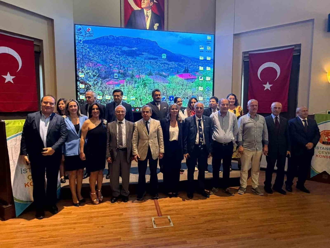 KEPEZ BELEDİYESİ’NİN BAŞKAN MESUT KOCAGÖZ’ÜN ÖNCÜLÜĞÜNDE SÜRDÜRÜLEN "TEMİZLİK KİRLETMEMEKTİR"...
