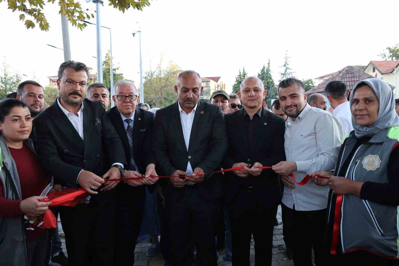 KIRIKKALE'DE YAPIMI TAMAMLANAN MUHTARLIK PARKI İLE YENİLENEN ŞEHİT ER RAMAZAN BEKAR PARKI...