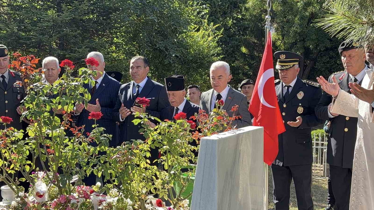 KIRKLARELİ’NDE 19 EYLÜL GAZİLER GÜNÜ DÜZENLENEN ÇEŞİTLİ ETKİNLİKLER VE TÖRENLE...