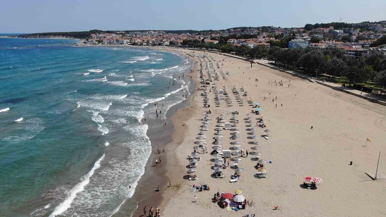 KOCAELİ'DEKİ PLAJLARDA GÖREV YAPAN CANKURTARAN EKİPLERİNİN SON BİR HAFTADA 26, SEZON BAŞINDAN BU...