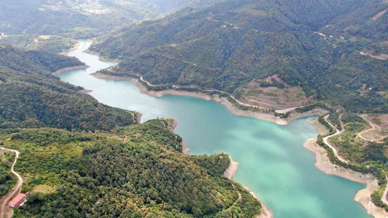 KOCAELİ'NİN İÇME SUYU İHTİYACININ ÖNEMLİ BİR BÖLÜMÜNÜ KARŞILAYAN YUVACIK BARAJI'NDA DOLULUK ORANI...