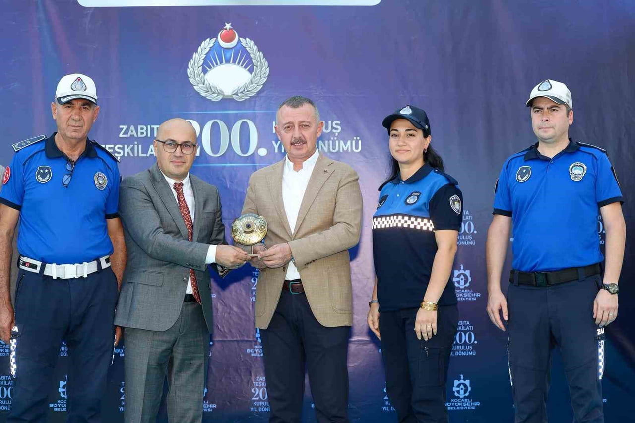 KOCAELİ BÜYÜKŞEHİR BELEDİYE BAŞKANI TAHİR BÜYÜKAKIN, ZABITA TEŞKİLATI’NIN 200. KURULUŞ YIL DÖNÜMÜ...