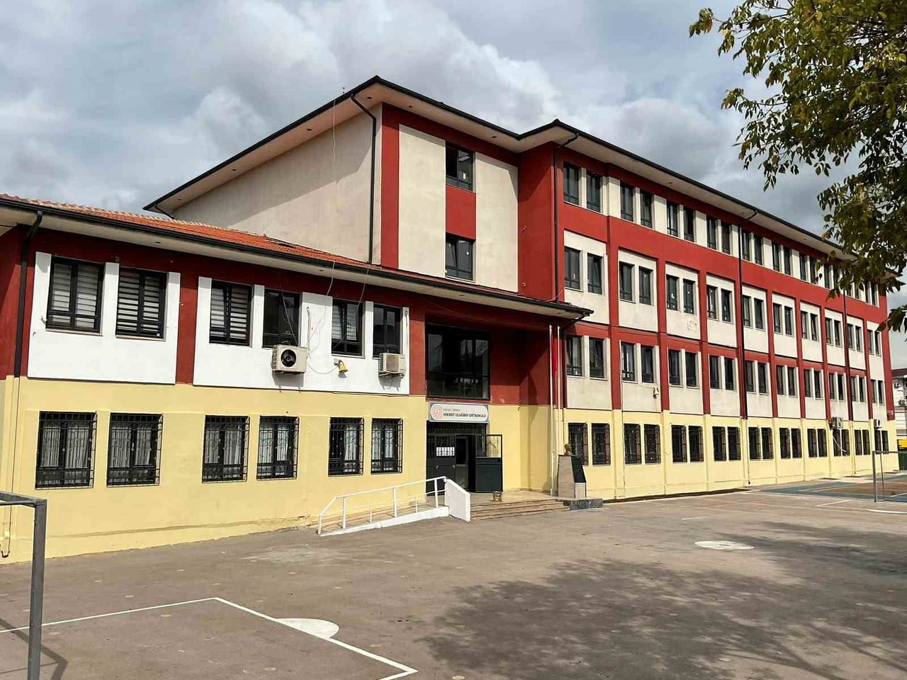 KOCAELİ BÜYÜKŞEHİR BELEDİYESİ, KENT GENELİNDEKİ MİLLİ EĞİTİM BAKANLIĞINA BAĞLI OKULLARA 7 MİLYON...