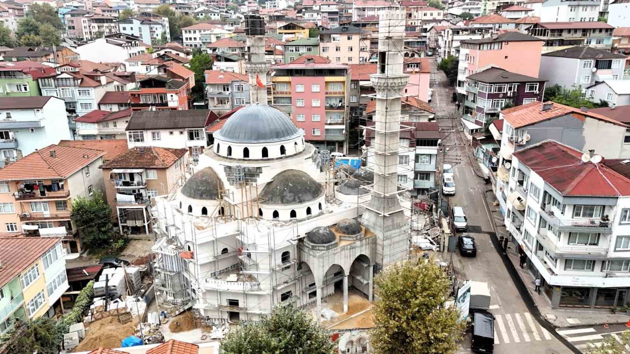 KOCAELİ BÜYÜKŞEHİR BELEDİYESİ TARAFINDAN ESKİ YAPININ YERİNE YENİDEN İNŞA EDİLEN 1091 KİŞİ...