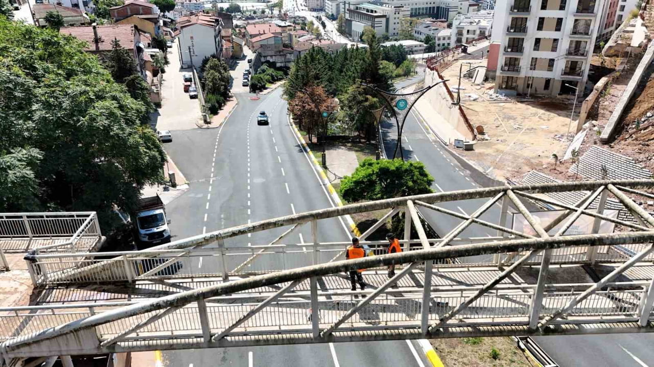 KOCAELİ’DE SANTRAL RAMPASI’NDA ÜSTYAPI YENİLEMESİNİN ARDINDAN ÇEVRE DÜZENLEMESİNE GEÇİLDİ....
