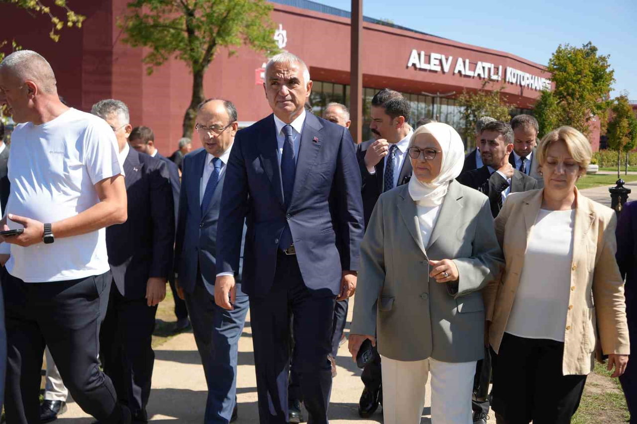 KOCAELİ’DE TEMASLARDA BULUNAN KÜLTÜR VE TURİZM BAKANI MEHMET NURİ ERSOY, KÖRFEZ AQUA KITALAR...