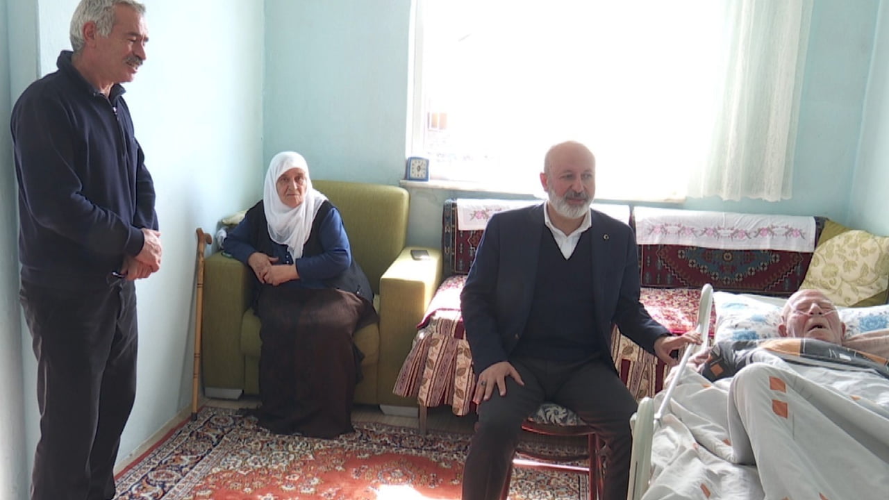 KOCASİNAN BELEDİYESİ İLE İL SAĞLIK MÜDÜRLÜĞÜ İŞBİRLİĞİNDE YÜRÜTÜLEN ‘YATAĞA BAĞIMLI EVDE BAKIM VE...