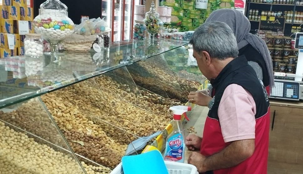 KONYA’NIN BEYŞEHİR İLÇESİNDE VATANDAŞLARIN GÜVENLİ VE SAĞLIKLI GIDAYA ULAŞABİLMESİ AMACIYLA...