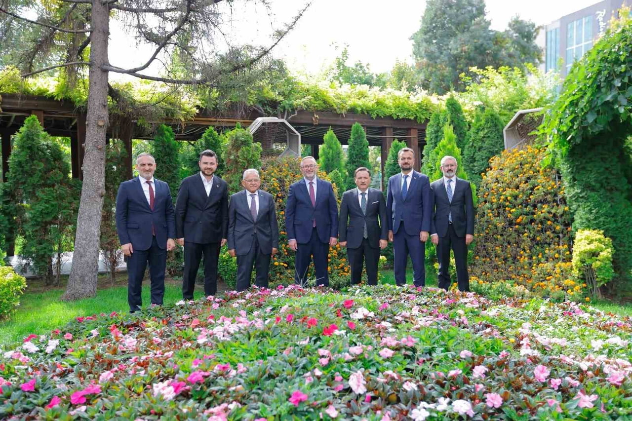 KÜLTÜR VE TURİZM BAKAN YARDIMCISI DR. COŞKUN YILMAZ, KAYSERİ BÜYÜKŞEHİR BELEDİYE BAŞKANI DR....