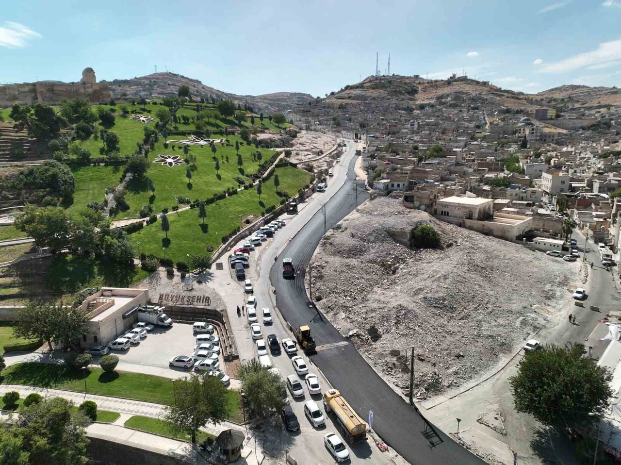 KÜLTÜR VE TURİZM YOLUNDA SICAK ASFALT ÇALIŞMASI BAŞLADI