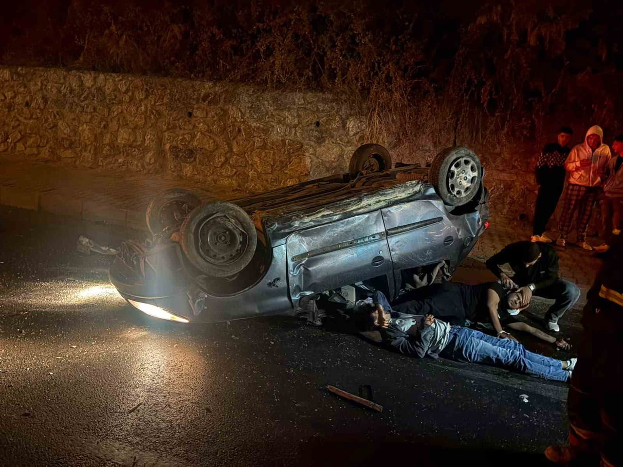 KUŞADASI’NDA TRAFİK KAZASI: 2 YARALI