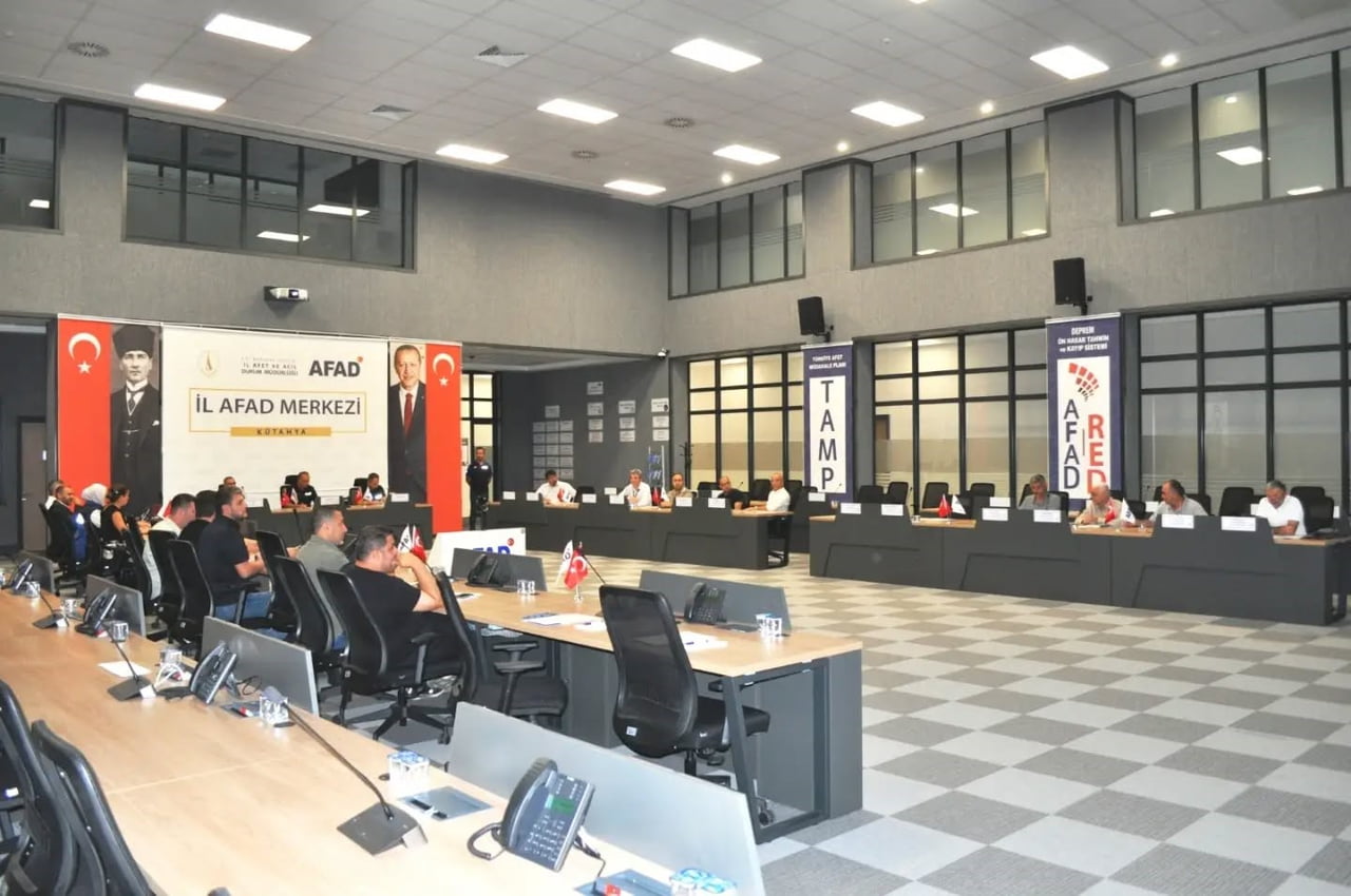 KÜTAHYA’NIN 2027-2031 İL RİSK AZALTMA PLANI ÇALIŞTAYI BAŞLADI