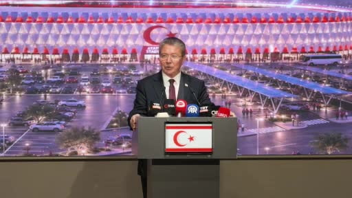 Kuzey Kıbrıs Türk Cumhuriyeti (KKTC) Başbakanı Ünal Üstel, Yeni Atatürk Stadyumu ve Spor Kompleksi...