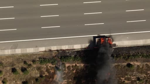 Kuzey Marmara'da seyir halinde pikap alevlere teslim oldu