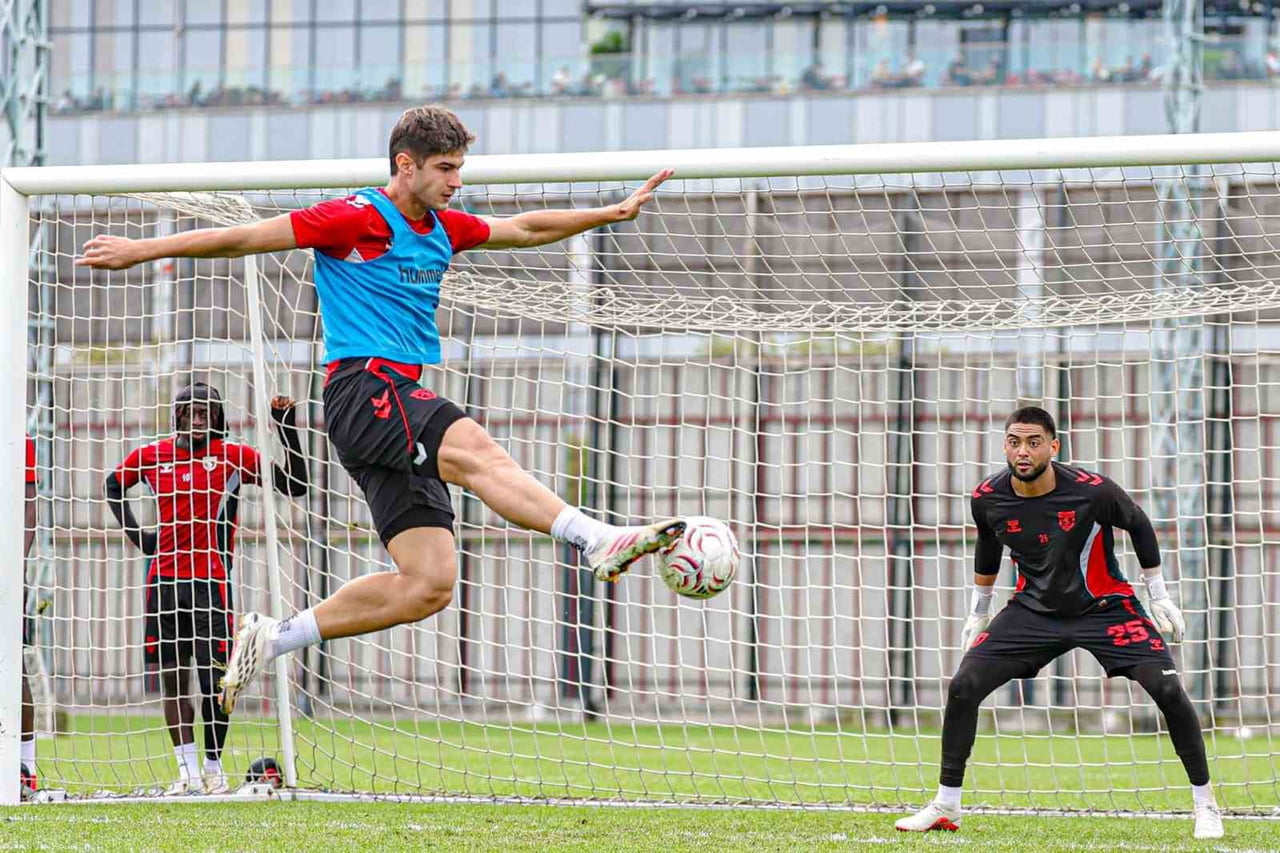 LİGDE 3 MAÇTIR ÜST ÜSTE MAĞLUP OLAN TRENDYOL SÜPER LİG EKİPLERİNDEN SAMSUNSPOR, YARIN DEPLASMANDA...