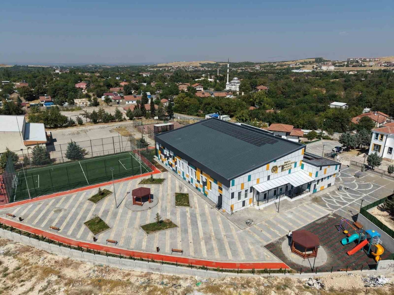MALATYA’NIN GELECEĞİNE 43 YENİ SPOR VE GENÇLİK YATIRIMI