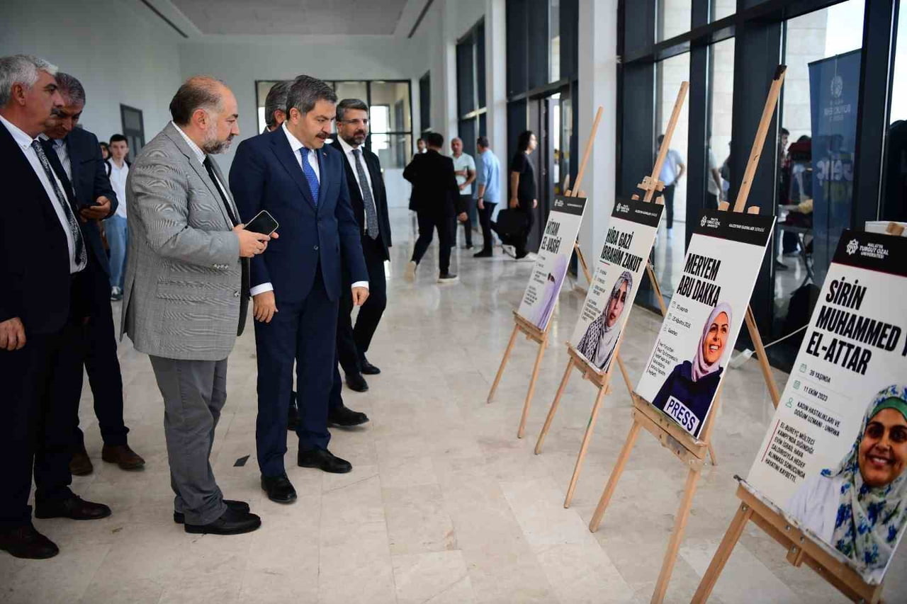 MALATYA TURGUT ÖZAL ÜNİVERSİTESİNDE "GAZZE GÜNLERİ" PROGRAMI GERÇEKLEŞTİRİLDİ