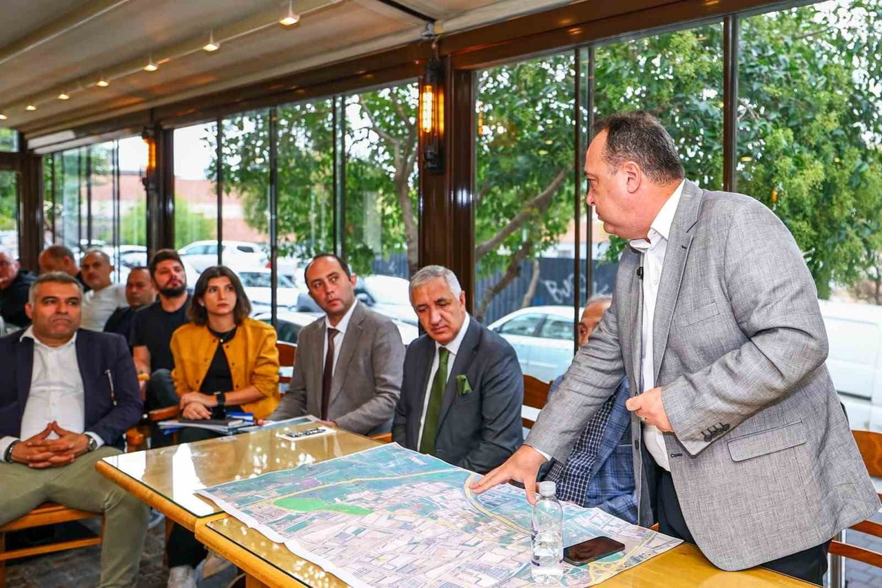 MANİSA BÜYÜKŞEHİR BELEDİYE BAŞKANI BESİM DUTLULU, EVRENOS SANAYİ BÖLGESİ’NDE FAALİYET GÖSTEREN...