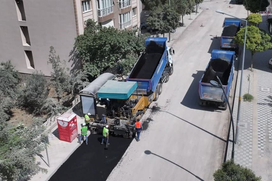 MANİSA BÜYÜKŞEHİR BELEDİYE BAŞKANI BESİM DUTLULU, SOMA VE AKHİSAR İLÇELERİNDE SÜRDÜRÜLEN ALTYAPI...