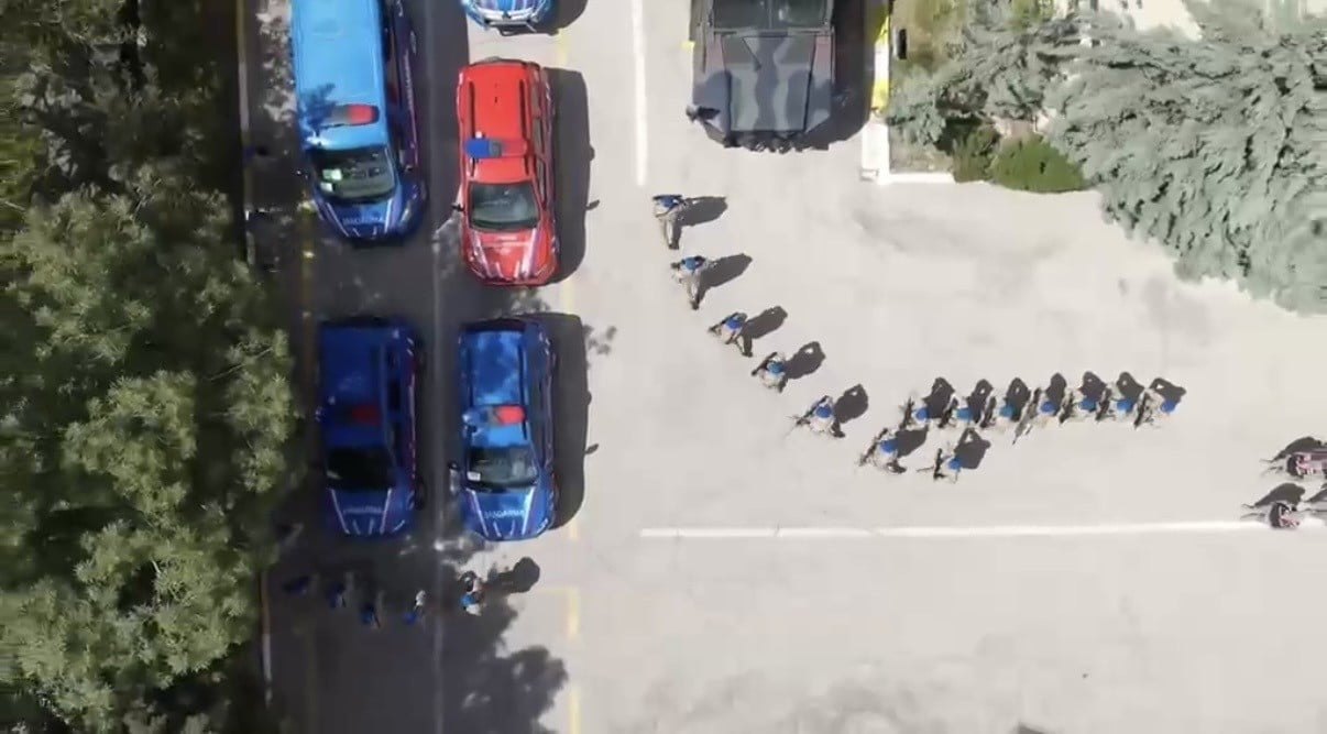 MARDİN MERKEZLİ 10 İLDE, 15 KİŞİLİK SUÇ ÖRGÜTÜNE YÖNELİK DÜZENLENEN DOLANDIRICILIK OPERASYONUNDA...