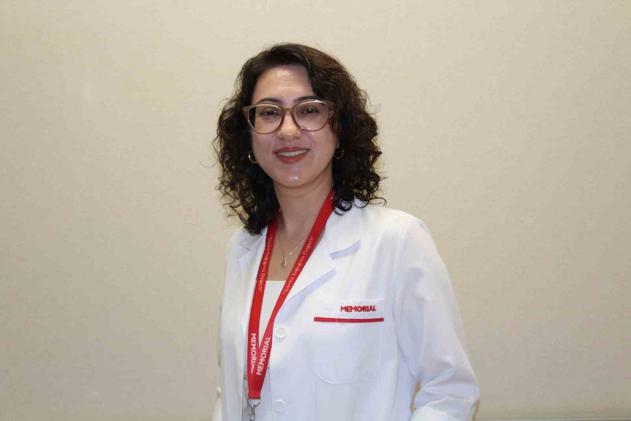 MEMORİAL ANTALYA HASTANESİ İÇ HASTALIKLARI BÖLÜMÜ’NDEN UZM. DR. İREM ÖZÇELİK