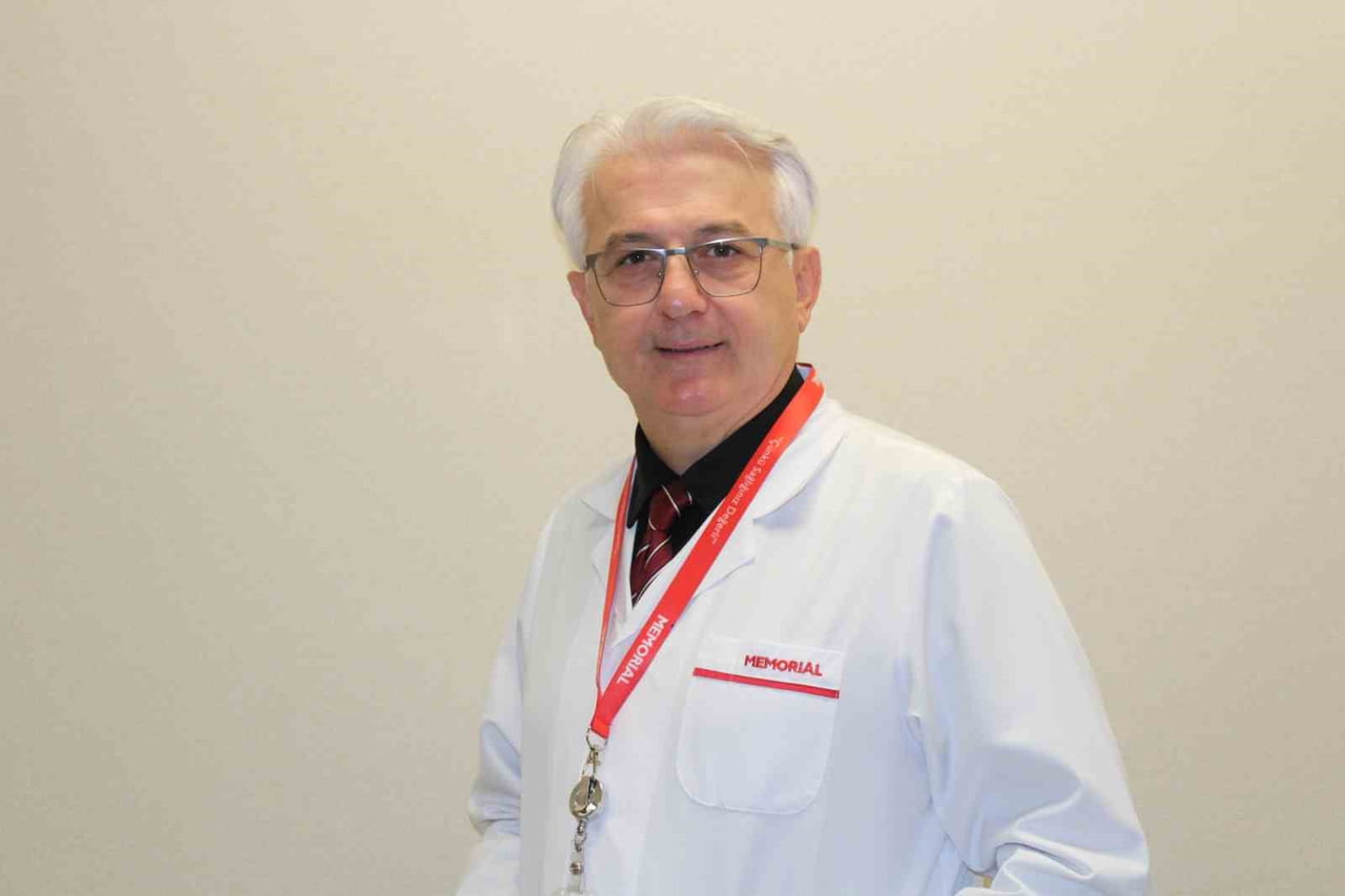 MEMORİAL ANTALYA HASTANESİ KARDİYOLOJİ BÖLÜMÜ'NDEN PROF. DR. R. EMRE ALTEKİN