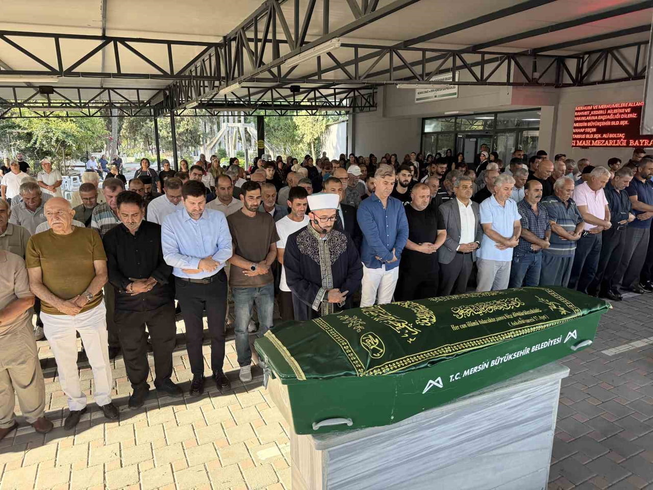 MERSİN'İN TARSUS İLÇESİNDE KAHVEHANEYE DÜZENLENEN SİLAHLI SALDIRIDA HAYATINI KAYBEDEN 71 YAŞINDAKİ...
