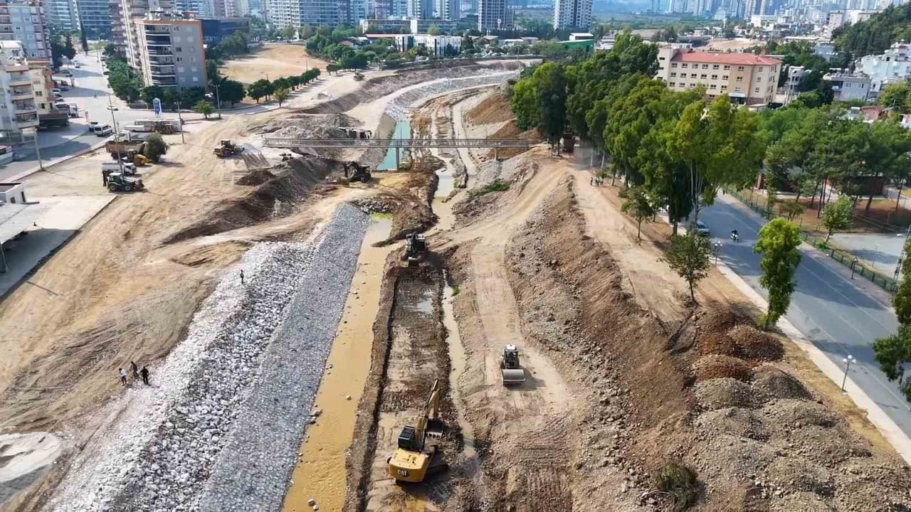 MERSİN’DE 3 ETAPTAN OLUŞAN VE TOPLAM 1 MİLYON 539 BİN METREKARELİK ALANI KAPSAYAN MÜFTÜ DERESİ...