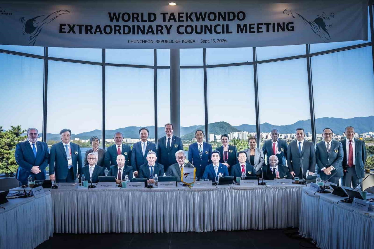 METİN ŞAHİN, DÜNYA TAEKWONDO OLAĞANÜSTÜ KURUL TOPLANTISI'NDA TÜRK TAEKWONDOSU'NU TEMSİL...