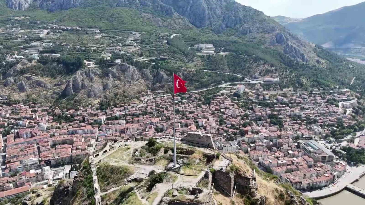 METREKÜPÜ 3 YIL ÖNCE 1 TL'LİK FİYATIYLA TÜRKİYE'DE SUYUN EN UCUZA SATILDIĞI İL OLAN AMASYA'DA...