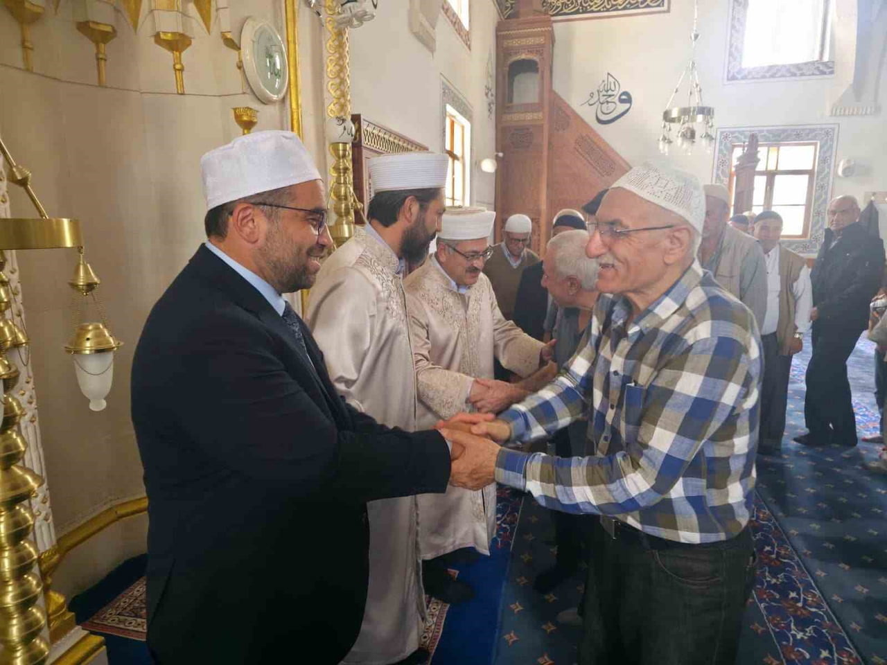 MEVLİD-İ NEBİ ETKİNLİKLERİ KAPSAMINDA AZİZİYE İLÇE MÜFTÜLÜĞÜNE BAĞLI VEHBİ EFENDİ CAMİİ'NDE BİR...