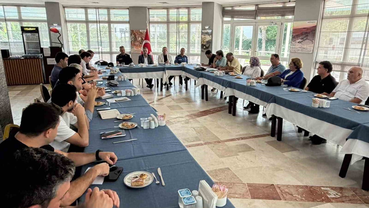 MEYDANA GELEBİLECEK OLASI AFET VE ACİL DURUMLARA YÖNELİK HAZIRLIKLARIN DEĞERLENDİRİLDİĞİ AFET...
