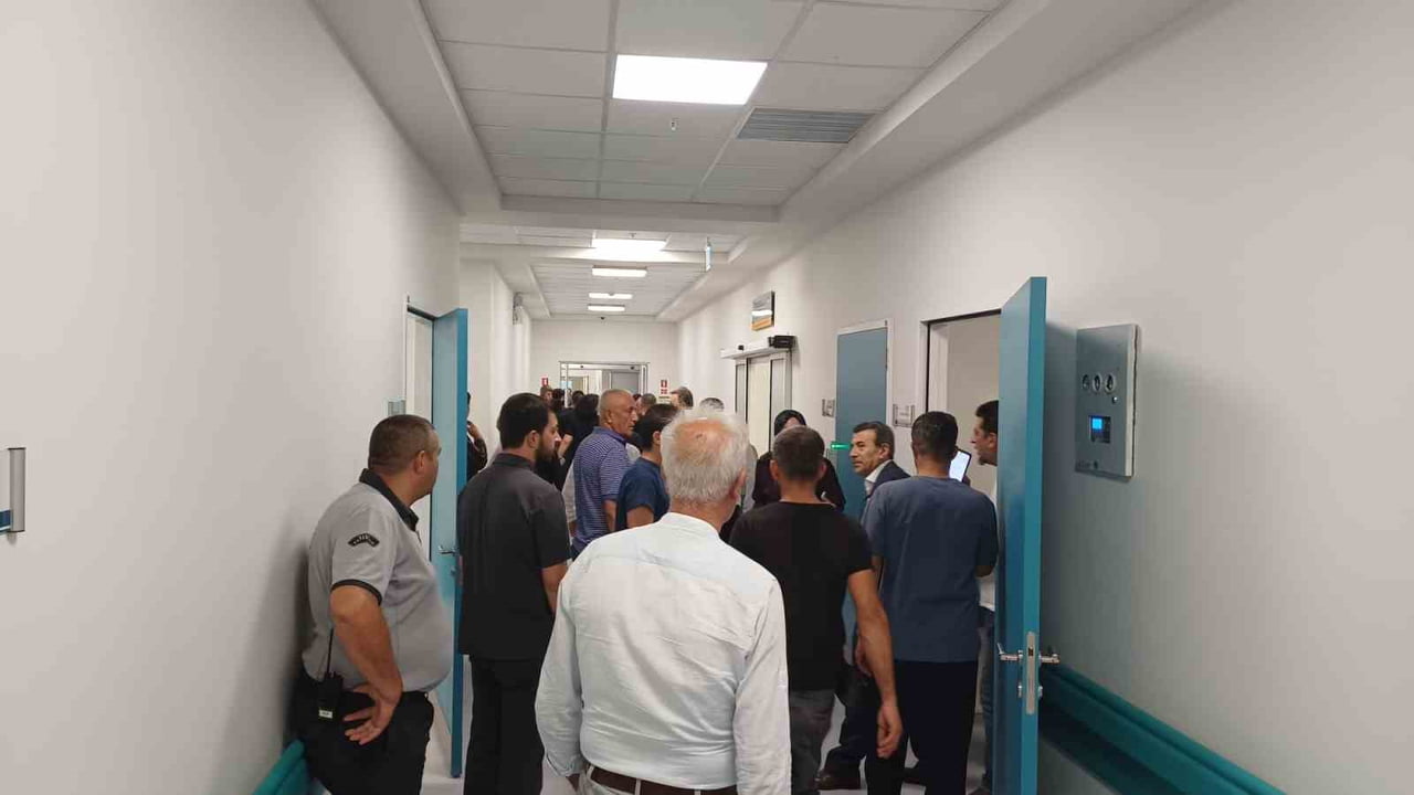 MİLLETVEKİLİ VELİ AĞBABA'NIN TEDAVİSİ SÜRÜYOR