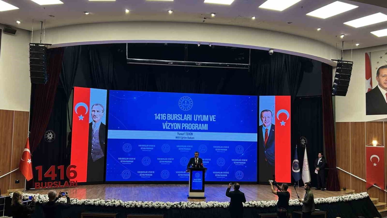 MİLLİ EĞİTİM BAKANI YUSUF TEKİN, YILDIZ TEKNİK ÜNİVERSİTESİ TARİHİ HAMAM KÜLTÜR MERKEZİ'NDE...
