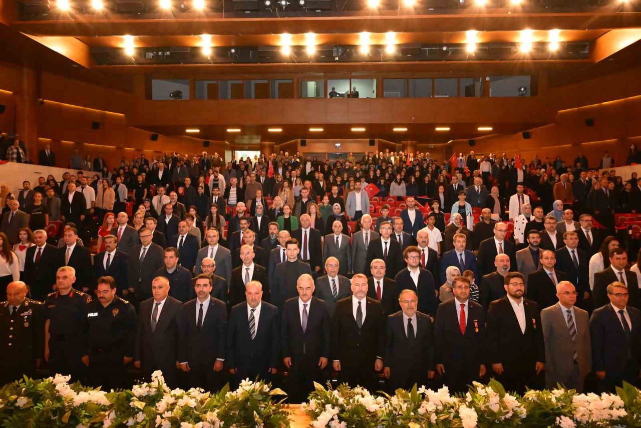 MİLLİ EĞİTİM BAKANLIĞI HİMAYELERİNDE, BURSA İL MİLLİ EĞİTİM MÜDÜRLÜĞÜ VE 15 TEMMUZ DERNEĞİ...
