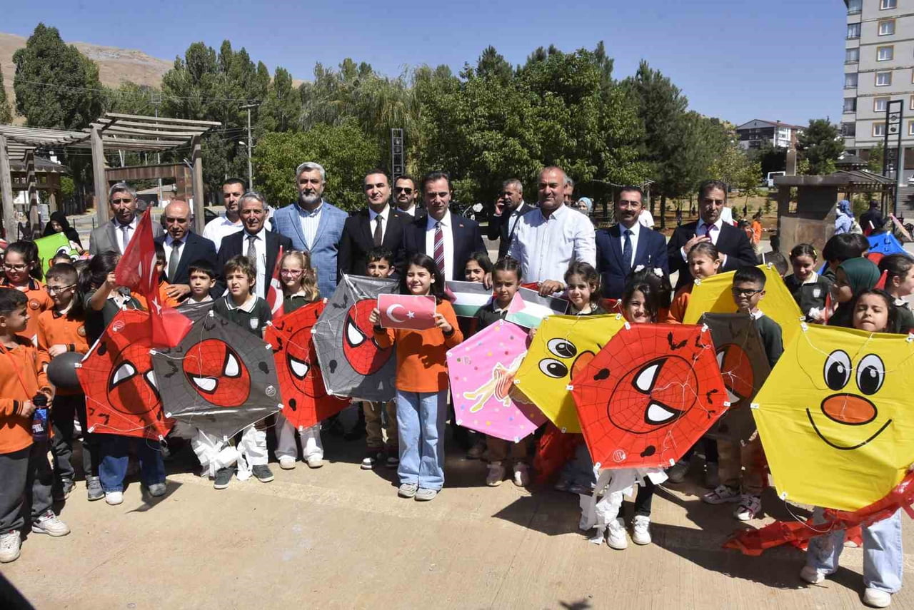 MİLLÎ EĞİTİM BAKANLIĞI TARAFINDAN GAZZE BAŞTA OLMAK ÜZERE DÜNYANIN FARKLI BÖLGELERİNDE YAŞANANLARA...
