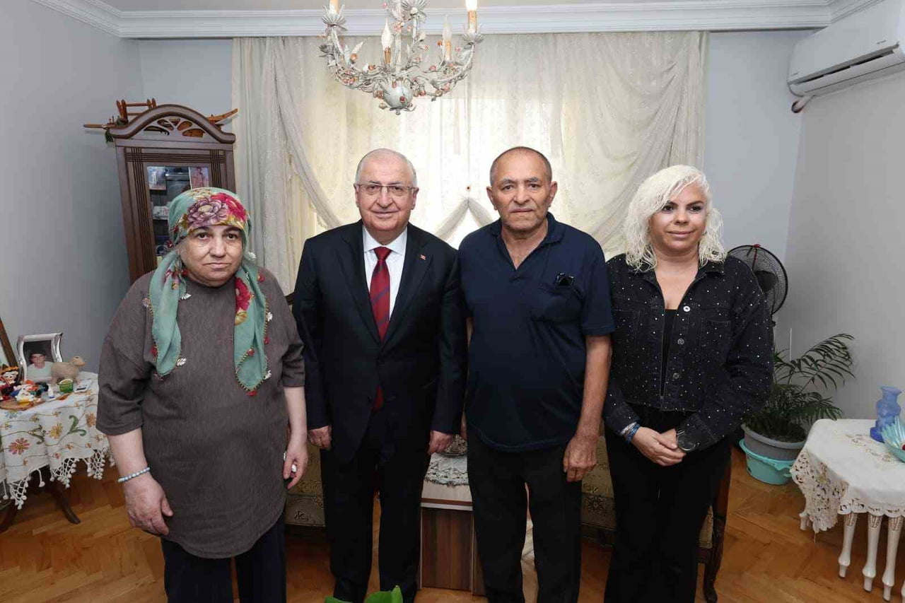 MİLLİ SAVUNMA BAKANI YAŞAR GÜLER, DİYARBAKIR’IN LİCE İLÇESİNDE ŞEHİT OLAN ALAATTİN BULUÇ’UN...