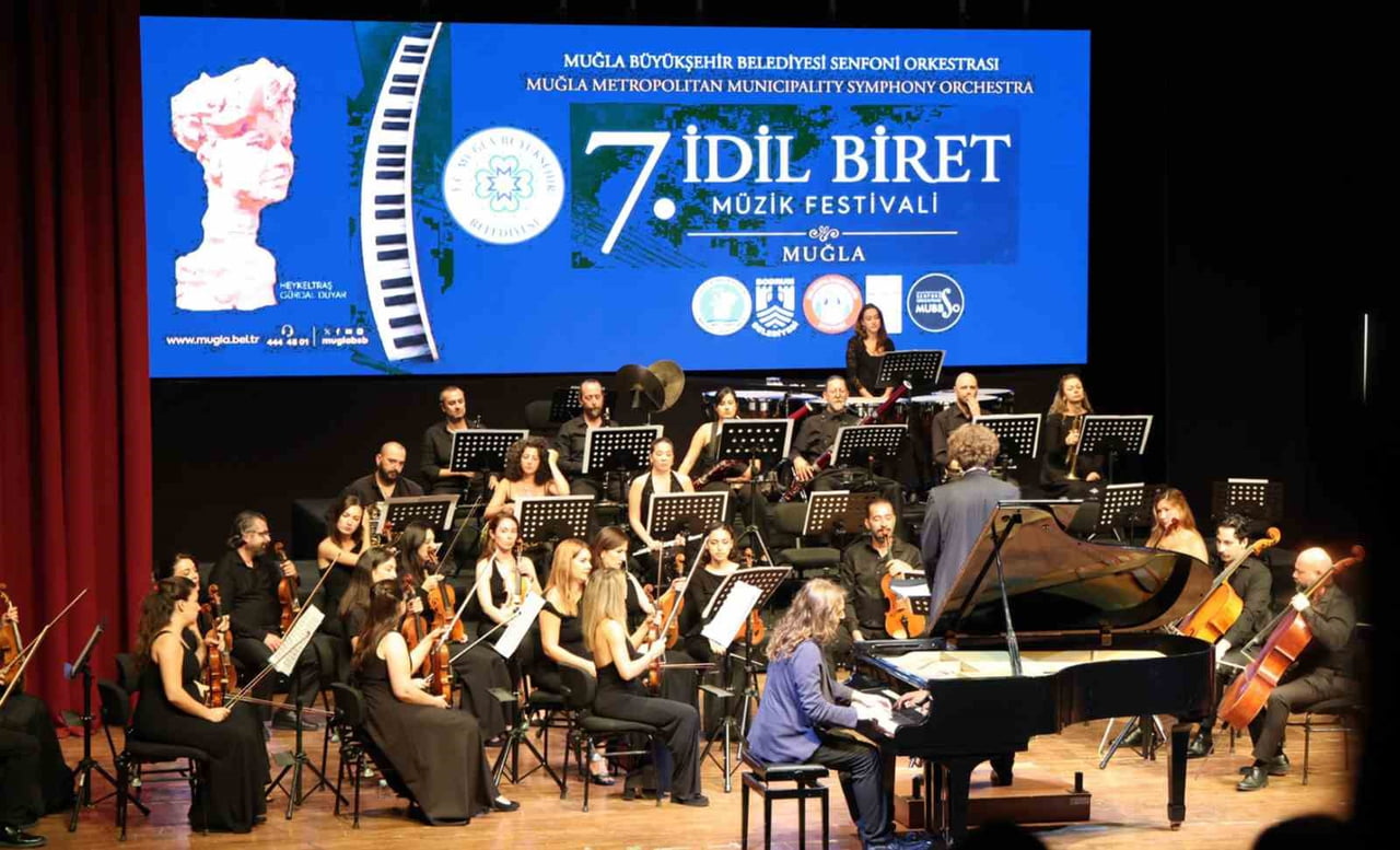 MUĞLA BÜYÜKŞEHİR BELEDİYESİ SENFONİ ORKESTRASI ÖNCÜLÜĞÜNDE BU YIL 7’NCİSİ DÜZENLENEN İDİL BİRET...