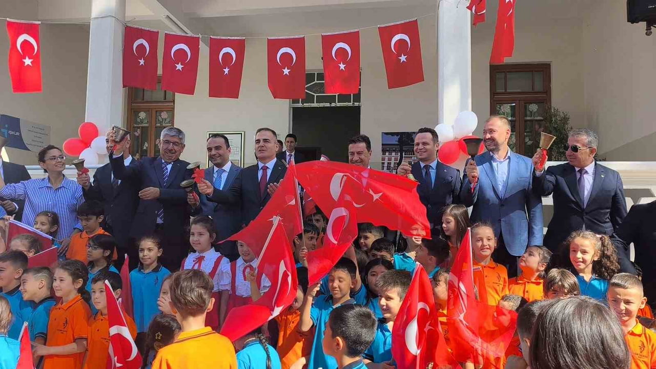 MUĞLA’DA 2026-2027 EĞİTİM ÖĞRETİM YILININ İLK DERS ZİLİ ÇALDI