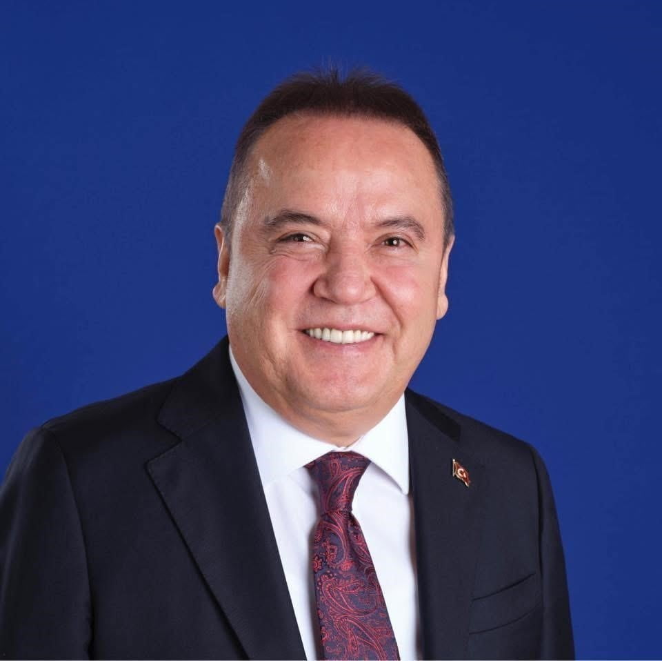 MUHİTTİN BÖCEK (ARŞİV)