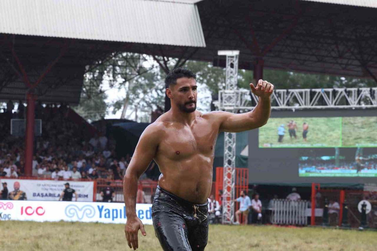 MUSTAFA TAŞ