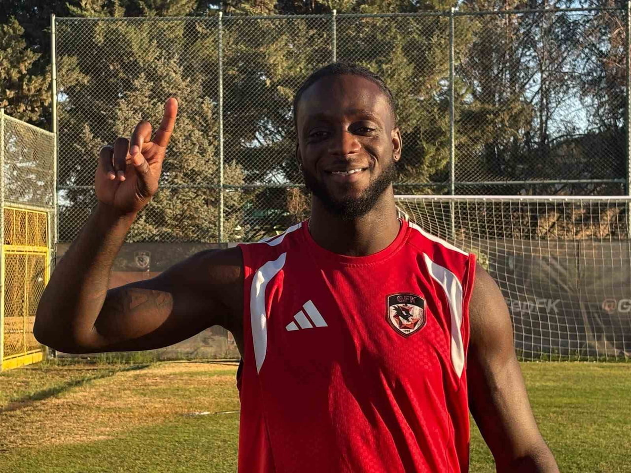 MYENTY ABENA AÇIKLAMALARDA BULUNDU