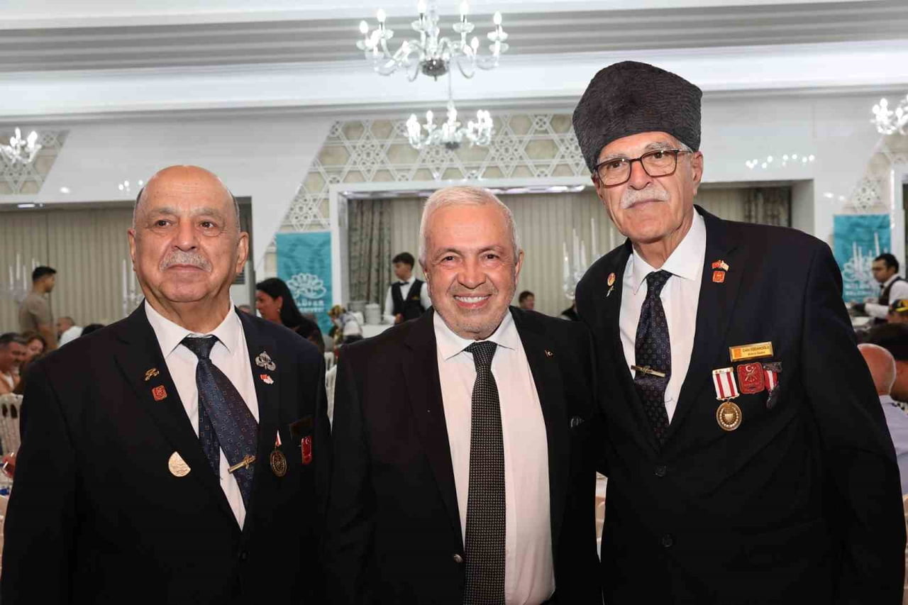 NİLÜFER BELEDİYESİ, GAZİLER GÜNÜ DOLAYISIYLA DÜZENLEDİĞİ BULUŞMADA ŞEHİT AİLELERİ, GAZİLER VE...